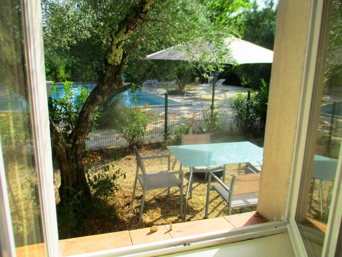 Le Mas Des Lilas Uzès Εξωτερικό φωτογραφία