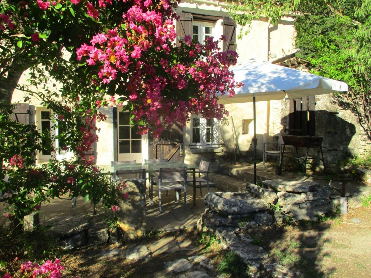 Le Mas Des Lilas Uzès Εξωτερικό φωτογραφία