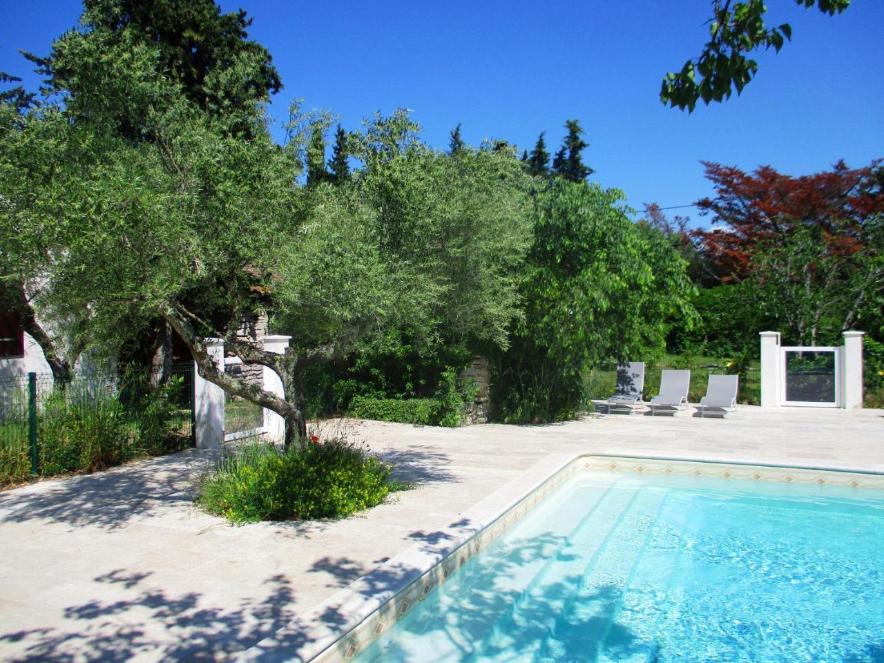 Le Mas Des Lilas Uzès Εξωτερικό φωτογραφία