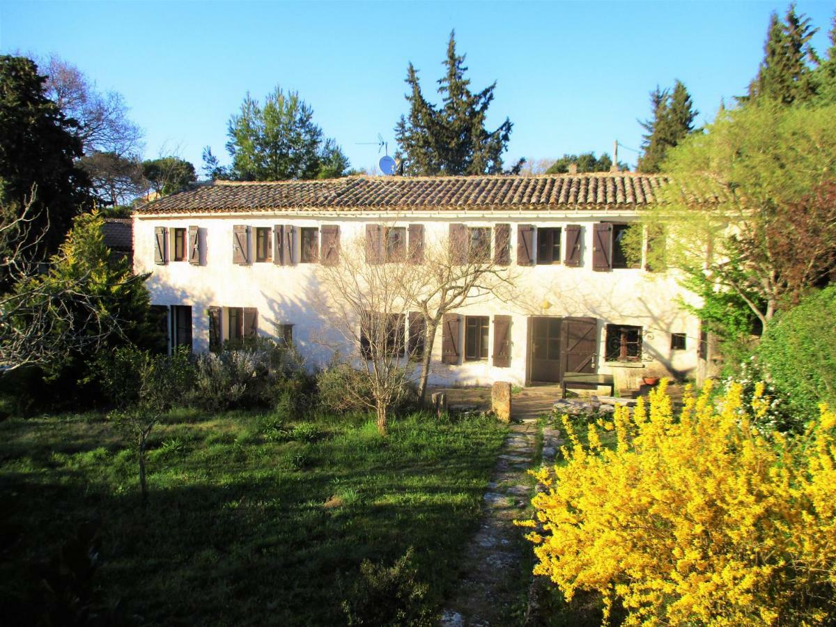 Le Mas Des Lilas Uzès Εξωτερικό φωτογραφία